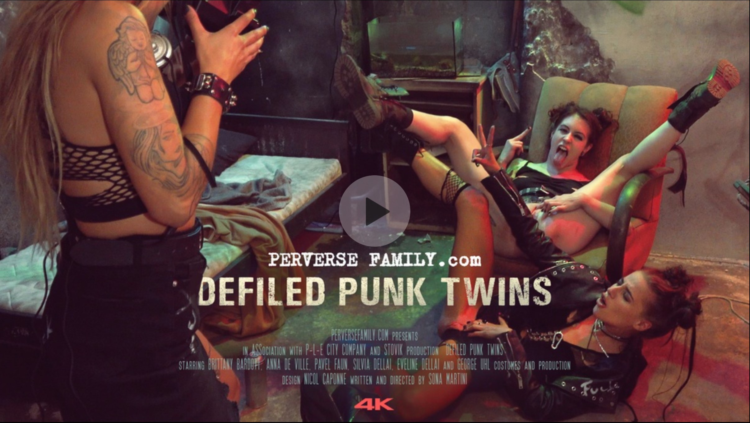 S01E06 Defiled Punk Twins