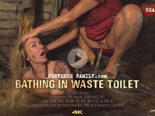 S03E20 Bathing In Waste Toilet