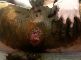 Scatlina   Anal Prolapse in Shit