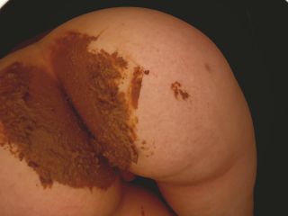 SweetBettyParlour.20.12.26   The incident with dirty diapers!