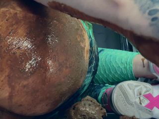 SweetBettyParlour.21.09.30   Her Triple Pooping is OP