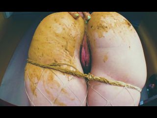 SweetBettyParlour.19.09.23   Private strip show with a smell