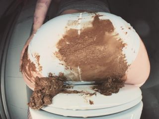 SweetBettyParlour.20.10.04   Stinking curse vs. White panties