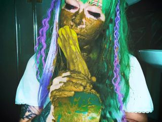 SweetBettyParlour.21.07.23   WhatБ─≥s going on here