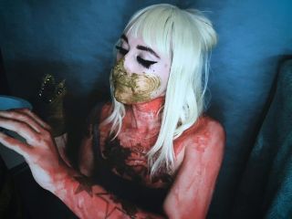 SweetBettyParlour.21.03.31   Scat Witch With Toy