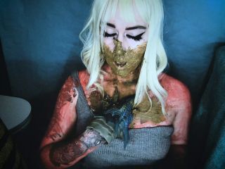 SweetBettyParlour.21.03.31   Scat Witch With Toy