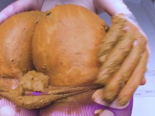 SweetBettyParlour.19.07.15   I found this video in a landfill!