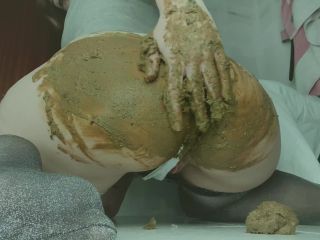 SweetBettyParlour.21.03.17   Paradoxical double smelly shit