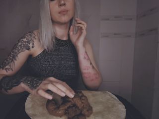 SweetBettyParlour.19.06.05   She wants to FEED me her SHITTY!