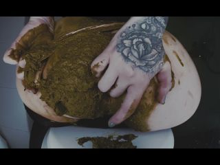 SweetBettyParlour.20.08.18   Juicy ass poops in panties