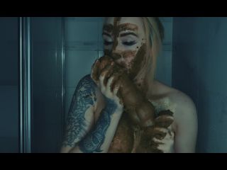 SweetBettyParlour.19.11.27   SCAT in lost dark bathroom