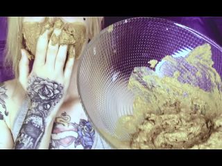 SweetBettyParlour.19.09.13   REAL golden scat from hairy ELF