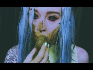 SweetBettyParlour.20.04.12   This is Spooky Scat Wife Betty