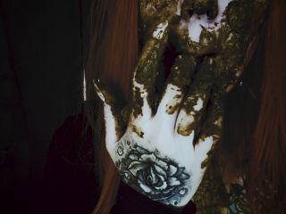 SweetBettyParlour.20.07.31   OMG! Do angels make scat show