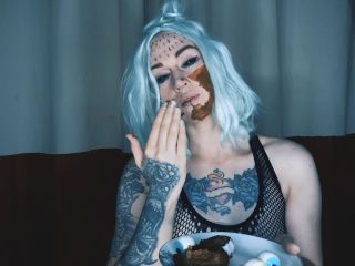 SweetBettyParlour.19.11.05   Monsta girl ate own shit with ur eyes