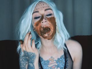 SweetBettyParlour.19.11.05   Monsta girl ate own shit with ur eyes