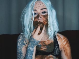 SweetBettyParlour.19.11.05   Monsta girl ate own shit with ur eyes