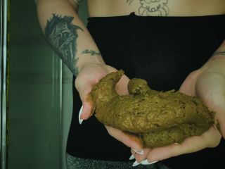 SweetBettyParlour.21.02.02   Surreal Babe and Fetish Scat Play