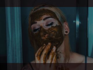 SweetBettyParlour.19.08.24   DonБ─≥t buy FLAKES until you see IT!