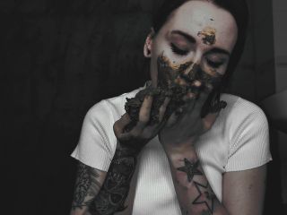 SweetBettyParlour.19.05.23   Real devil gold! From the ass